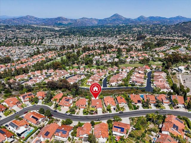 16263 Via Embeleso, San Diego CA: https://media.crmls.org/mediaz/ca0df3c4-a377-41cb-8c74-82c38abfa096.jpg