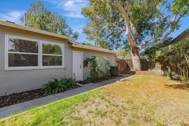 Image 28 of 37 For 1759 Heatherdale Avenue