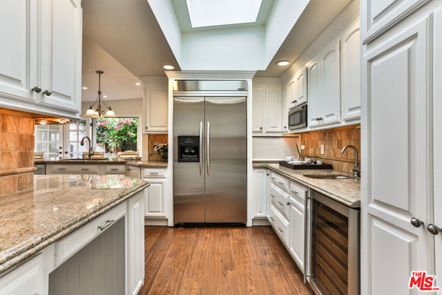 218 Montreal Street, Playa del Rey CA: https://media.crmls.org/mediaz/ca0e282c-f20a-4e70-b66e-b32dfd93a5ce.jpg