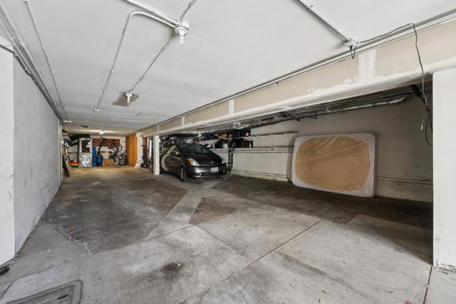 1212 Alabama Street, San Francisco CA: https://media.crmls.org/mediaz/ca0edd31-ffc5-42c3-b319-53f395ff8fe4.jpg