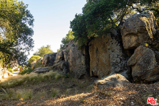 5651 W Camino Cielo, Santa Barbara CA: https://media.crmls.org/mediaz/ca0ef33a-d7fc-4b9d-8e62-450160acdf56.jpg
