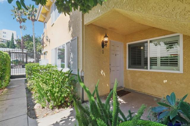 Detail Gallery Image 1 of 21 For 4127 Florida St #1,  San Diego,  CA 92104 - 2 Beds | 2 Baths