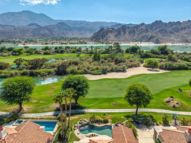 57205 Merion, La Quinta CA: https://media.crmls.org/mediaz/ca11abfe-1cdb-46b9-bedf-4fab2f179fb8.jpg