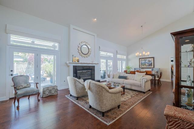 25547 Meadowview Circle,  CA: https://media.crmls.org/mediaz/ca11add7-ecbe-4064-9cdd-11f2b4cfa1d6.jpg