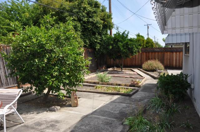 2461 Ramke Place, Santa Clara CA: https://media.crmls.org/mediaz/ca1250fb-0e48-47af-952b-a0f64ec9c8d1.jpg