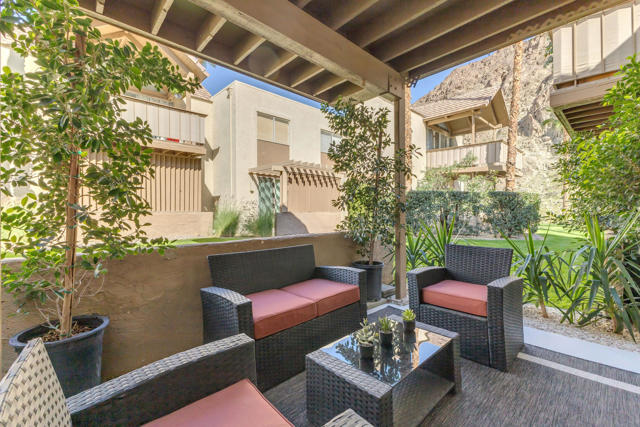 Image 28 of 50 For 78250 Cortez Lane 129