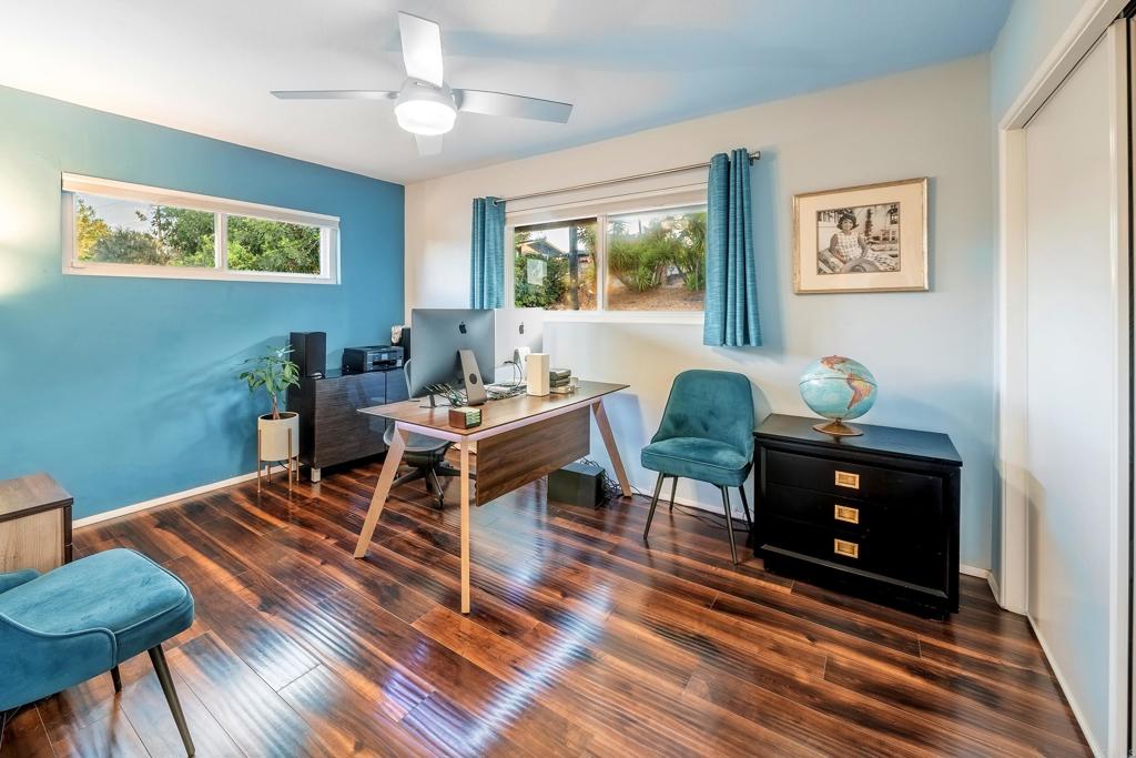 1920 Bernardo Avenue - photo 17