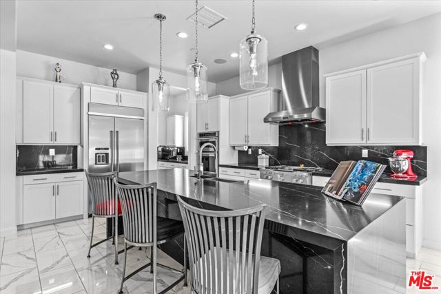 14 Merlot, Rancho Mirage CA: https://media.crmls.org/mediaz/ca12f9ec-b736-489f-b93a-92a50af0e67b.jpg