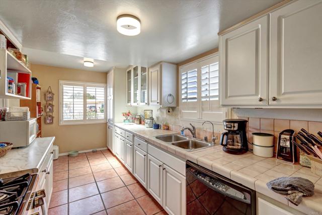 Detail Gallery Image 5 of 20 For 269 Delphinium St, Encinitas,  CA 92024 - 2 Beds | 1 Baths