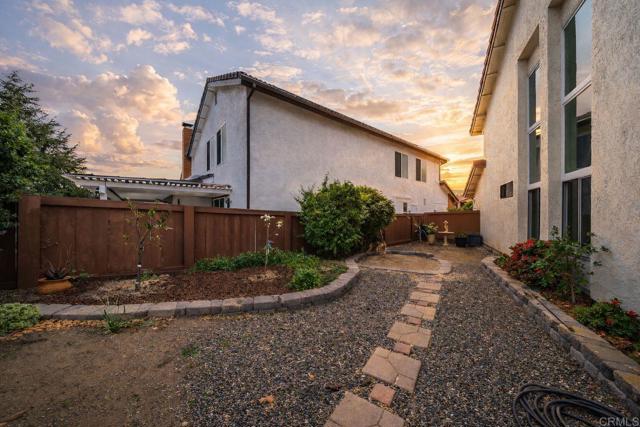 Detail Gallery Image 40 of 40 For 18383 Chetenham Ct, Rancho Bernardo (San Diego),  CA 92128 - 5 Beds | 3 Baths