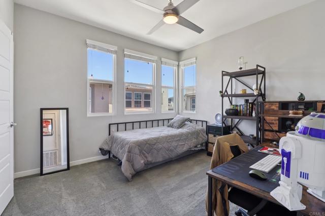 Detail Gallery Image 24 of 55 For 2035 Element Way, Chula Vista,  CA 91915 - 3 Beds | 3/1 Baths