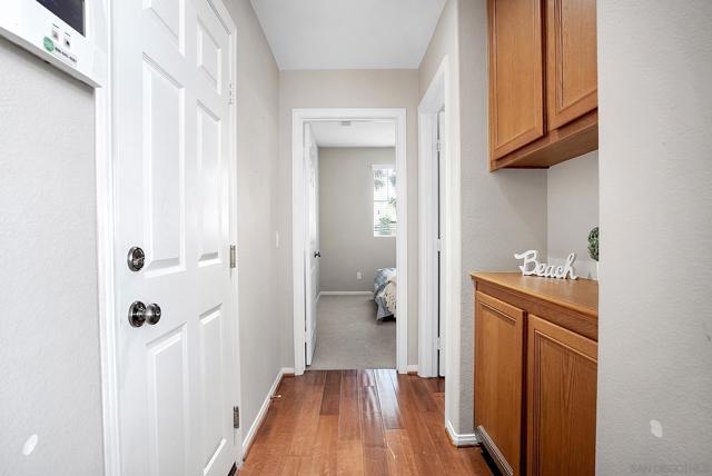 1670 Grasshopper Ln, Chula Vista CA: https://media.crmls.org/mediaz/ca145f10-8fb8-4f67-b04d-f0349a59500b.jpg