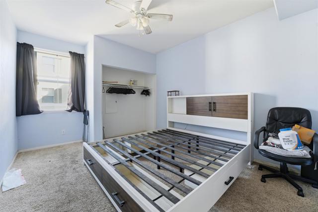 2284 Alicante, Chula Vista CA: https://media.crmls.org/mediaz/ca14c613-85c4-4471-9f58-682e4152136b.jpg