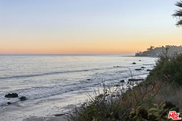 Drew Fenton | 28266 Rey De Copas Lane Malibu CA | MLS: 7496223 Drew Fenton | 28266 Rey De Copas Lane Malibu CA | MLS: 7496223