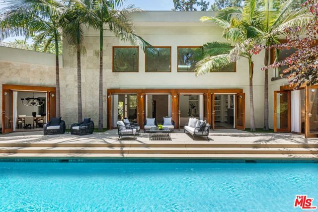 1188 Brooklawn Drive, Los Angeles CA: https://media.crmls.org/mediaz/ca15ba1e-20fc-4209-8f56-e1c32480549a.jpg