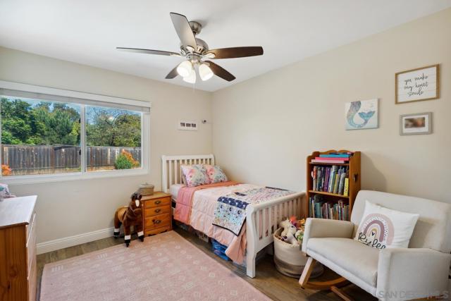 11353 Rocoso Rd, Lakeside CA: https://media.crmls.org/mediaz/ca161231-ca68-4d8c-8ba4-5e43c2fac39f.jpg