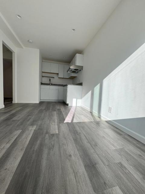 139 Bridgeview Drive, San Francisco CA: https://media.crmls.org/mediaz/ca179cd8-d0fc-4067-af85-2f5ac9b91df2.jpg