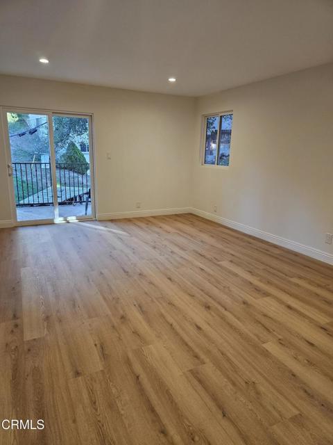 Detail Gallery Image 12 of 20 For 9682 Hillhaven Ave, Tujunga,  CA 91042 - 3 Beds | 3 Baths