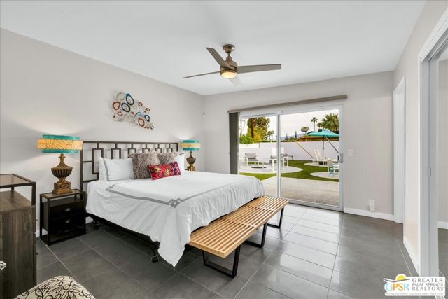 3351 E Paseo Barbara, Palm Springs CA: https://media.crmls.org/mediaz/ca1add0a-d31a-4dde-99fc-595f7a14435b.jpg