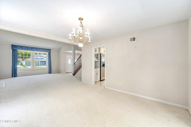3041 Three Springs Drive, Westlake Village CA: https://media.crmls.org/mediaz/ca1aff79-86f5-4b2e-91e3-0ccf3d31d6bf.jpg