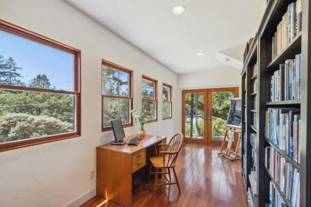2203 Quail Hollow Road, Ben Lomond CA: https://media.crmls.org/mediaz/ca1bad3c-9646-4975-8f83-7f6d48814874.jpg