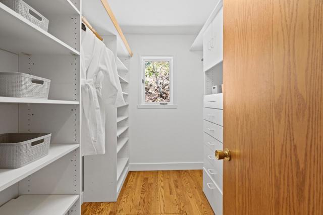 1780 Edgewood Road, Redwood City CA: https://media.crmls.org/mediaz/ca1bbf17-1889-4bd3-acde-9311405f6dfc.jpg