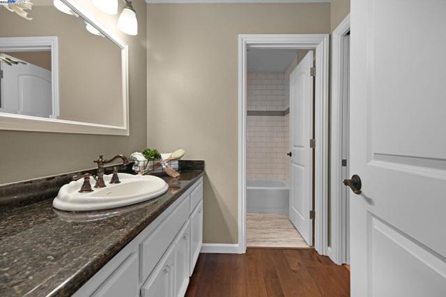 2200 Oneida Cir, Danville CA: https://media.crmls.org/mediaz/ca1d2e11-e894-49c4-9192-bd657b9cae65.jpg