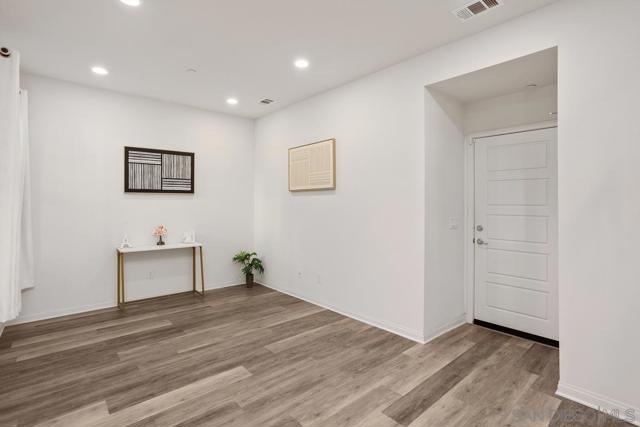 12932 Peppergrass Creek Gate, San Diego CA: https://media.crmls.org/mediaz/ca1d7edd-89b7-43c5-a6ce-41bb6f3de28c.jpg