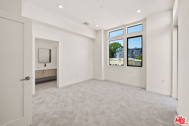 1204 N Orange, West Hollywood CA: https://media.crmls.org/mediaz/ca1d8a96-f1b3-4b91-8aeb-8177176f9c4c.jpg