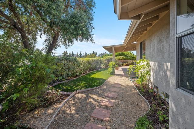 5374 Wellesley Street, La Mesa CA: https://media.crmls.org/mediaz/ca1e451d-ca2d-477a-9562-3f6404435d52.jpg