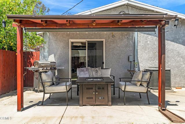 1455 E California Avenue, Glendale CA: https://media.crmls.org/mediaz/ca1f4487-2026-4d36-bb05-8b2df81e1f16.jpg