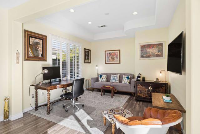 1622 Julia Court, Palm Springs, CA 92262