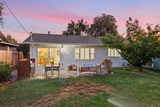 1122 Lancelot Lane, San Jose CA: https://media.crmls.org/mediaz/ca21178c-a2f9-4628-9804-232a9364b500.jpg