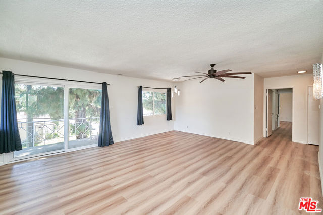 12129 Beverly Boulevard, Whittier CA: https://media.crmls.org/mediaz/ca212dd5-1bab-4175-ae70-e8bb58fd77a6.jpg