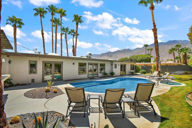 2030 E Amado Road, Palm Springs CA: https://media.crmls.org/mediaz/ca219b84-fca2-4ecd-b839-9cde00016f24.jpg