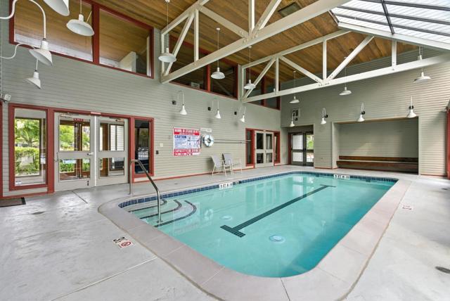914 Shoreline Drive, San Mateo CA: https://media.crmls.org/mediaz/ca21e74f-00d0-4df1-81d5-d10c8161f3ee.jpg