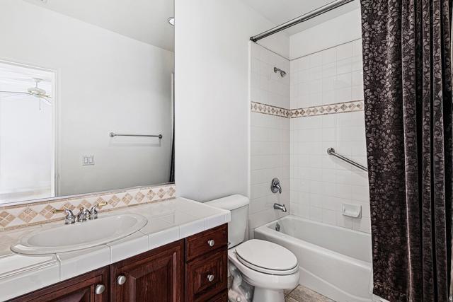 77 Clavel Court, Palm Desert CA: https://media.crmls.org/mediaz/ca21ef42-7cd0-42a3-a517-6f2b02d0ef1c.jpg