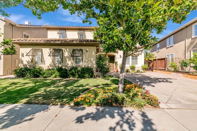 4224 Indigo Oak Court, San Jose CA: https://media.crmls.org/mediaz/ca21f3bd-dc7e-49aa-a767-fae7e71e6a3f.jpg