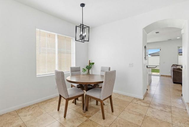 Detail Gallery Image 10 of 73 For 1727 Long Ridge St, Chula Vista,  CA 91913 - 4 Beds | 3 Baths