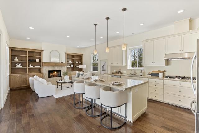 Detail Gallery Image 17 of 42 For 871 Tarento Dr, San Diego,  CA 92106 - 4 Beds | 3 Baths