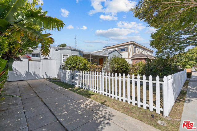 2248 20th Street photo 2