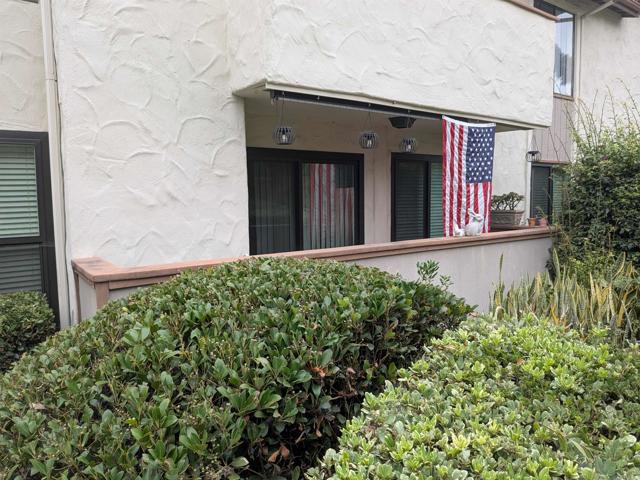 110 N 2ND AVE UNIT 16, Chula Vista CA: https://media.crmls.org/mediaz/ca22a339-f8ec-4bb3-8fad-dced7a00d09b.jpg