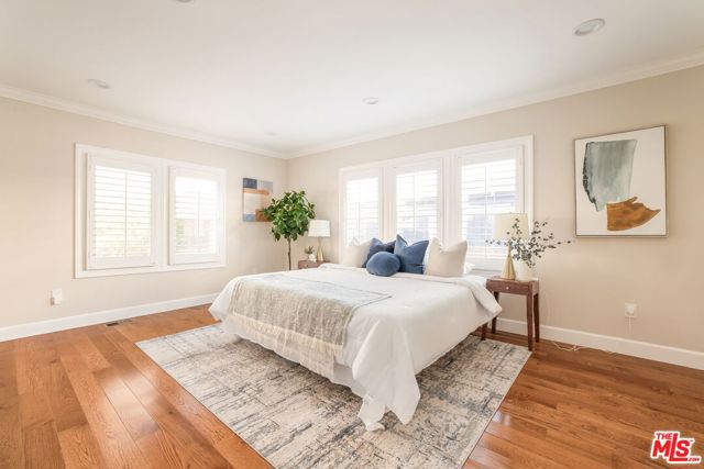 1016 S Bundy Drive, Los Angeles CA: https://media.crmls.org/mediaz/ca22ca42-c16b-48c5-b1f9-7f737c6f0d7c.jpg