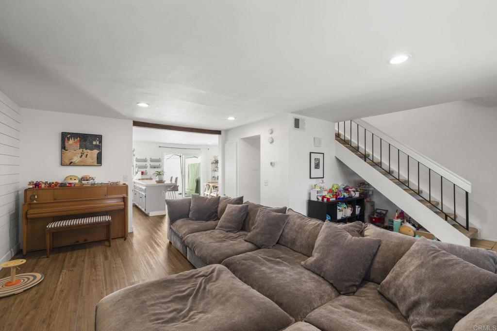 3035 Via Amador - photo 8