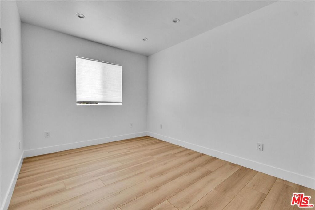 MLS #26874257 image #60