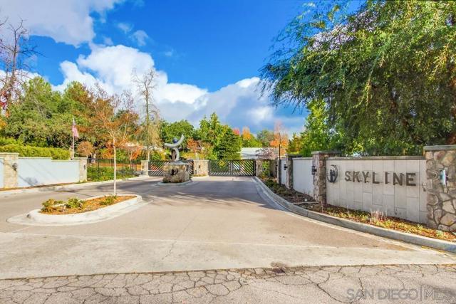 18218 Paradise Mountain Road, Valley Center CA: https://media.crmls.org/mediaz/ca2430ad-1fe2-47c6-a8f3-21d49291a5df.jpg