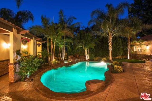 14933 Sutton Street, Sherman Oaks CA: https://media.crmls.org/mediaz/ca245816-5ce5-4e87-bf03-37bad787d961.jpg