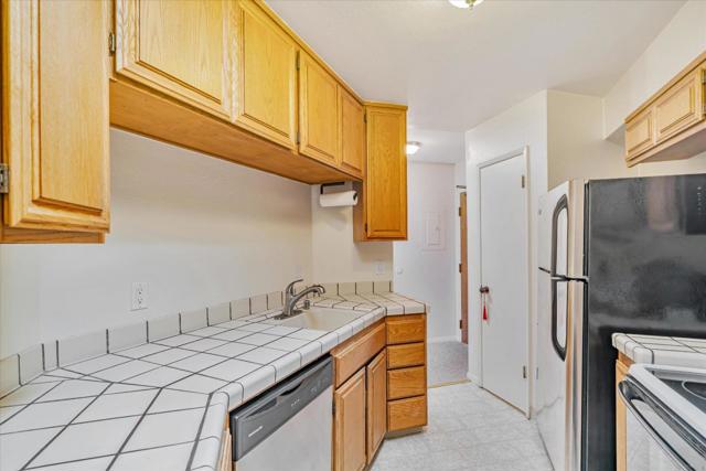 5 W Bellevue Avenue, San Mateo CA: https://media.crmls.org/mediaz/ca2486b7-10f5-4e03-bd9b-3eb4b2732bf1.jpg