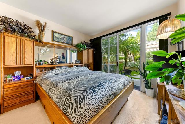 12061 Tivoli Park Row, San Diego CA: https://media.crmls.org/mediaz/ca261e46-ccd5-4f63-b379-6b258e1e1791.jpg