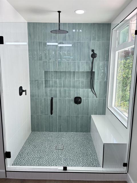 3535 Linda Vista Drive, San Marcos CA: https://media.crmls.org/mediaz/ca26d334-b6f4-4af2-99e3-d0164a2b4e0f.jpg